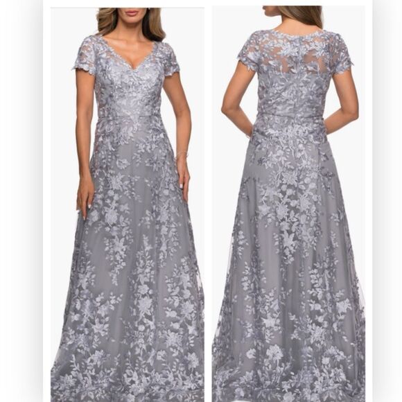 LA FEMME 27870 Long Lace Evening
Dress with Cap Sleeves Gown platinum 12 $578 - Picture 1 of 7